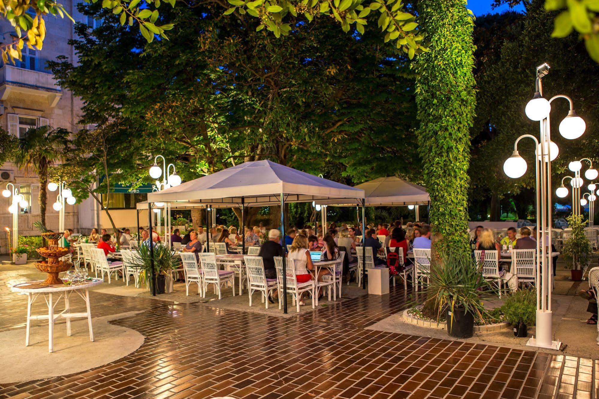 Hotel Sumratin Dubrovnik Bagian luar foto