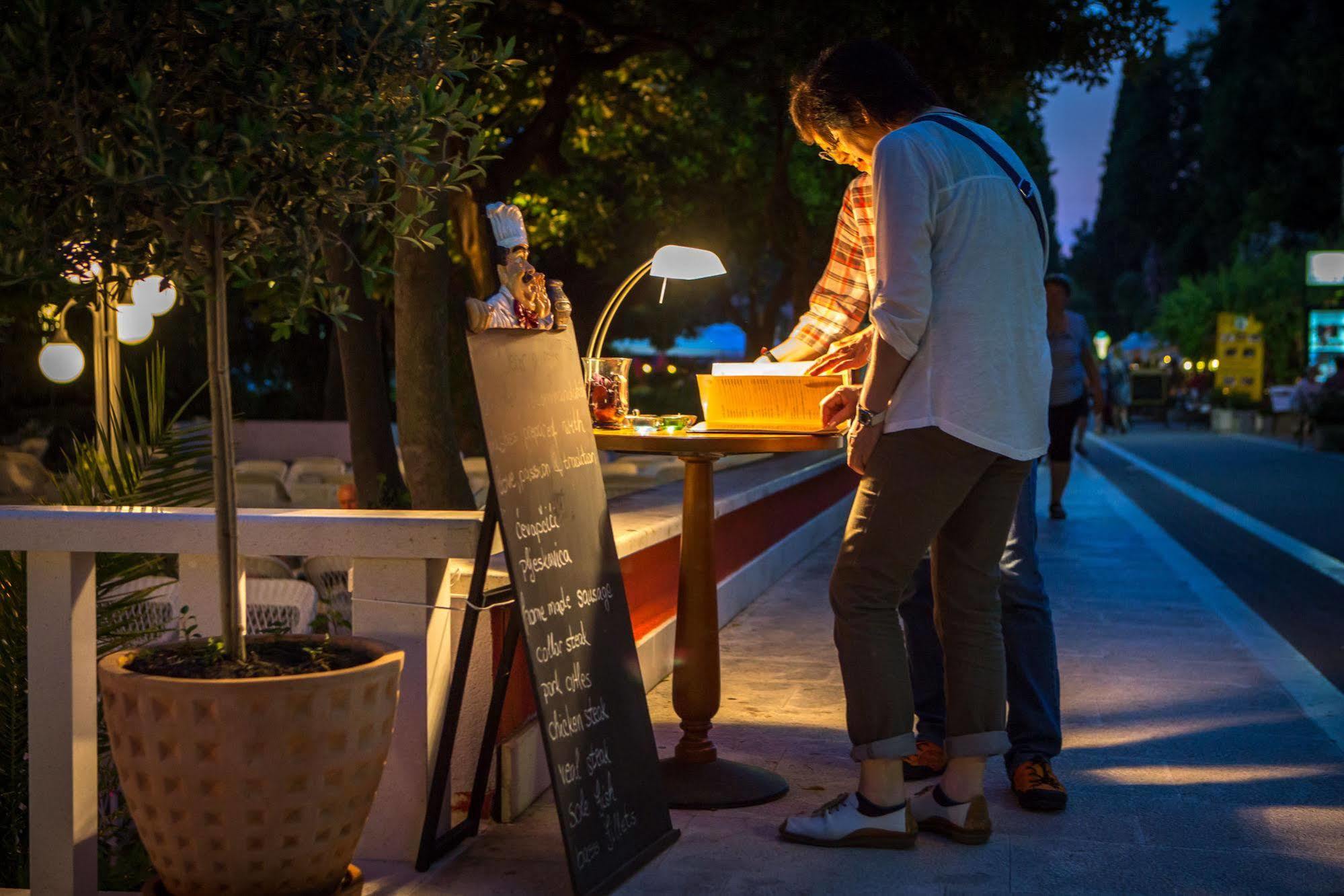 Hotel Sumratin Dubrovnik Bagian luar foto